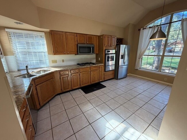 Foto del edificio - 5913 Shanghai Pierce Rd