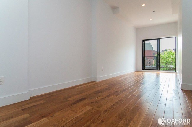 Building Photo - 321 West 139th Street