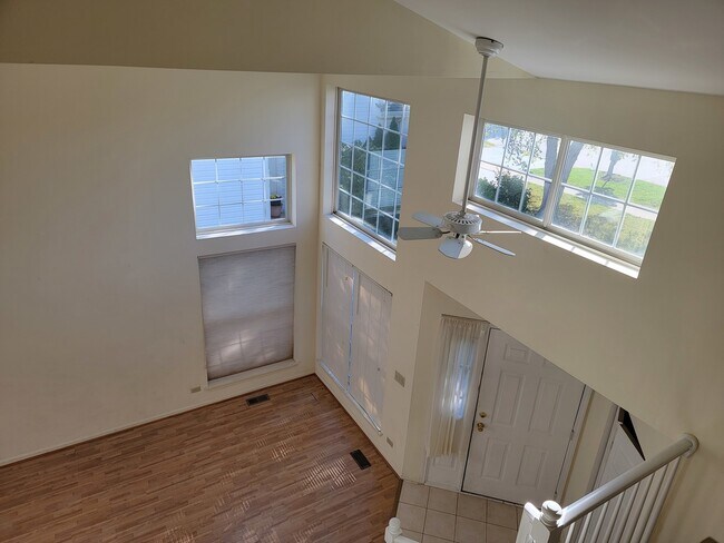 Foto del edificio - 2135 Feldott Ln