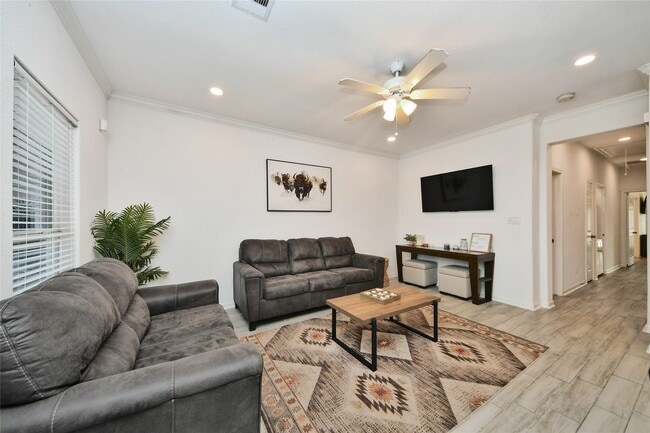Foto del edificio - 7980 Ethel St