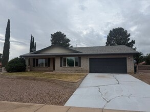 Building Photo - 1118 E Katherine Dr