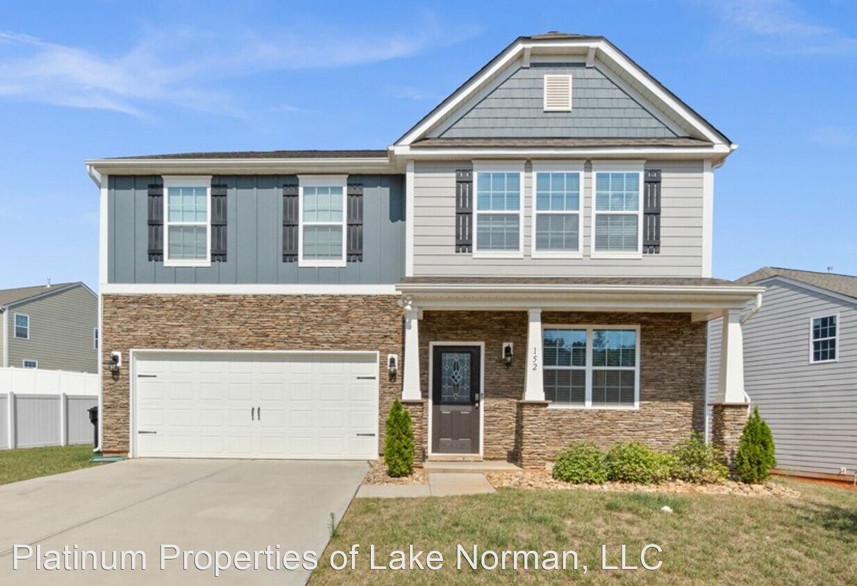 Primary Photo - 4 br, 2.5 bath House - 152 Atwater Landing...