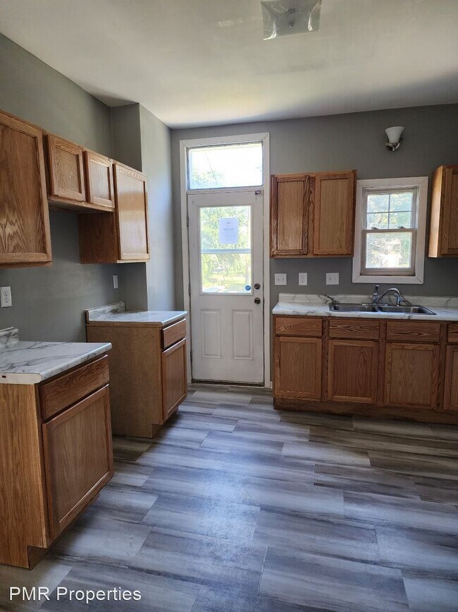 Foto del edificio - 3 br, 1.5 bath House - 903 S 16th St