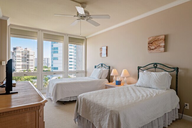 Foto del edificio - 4051 Gulf Shore Blvd N
