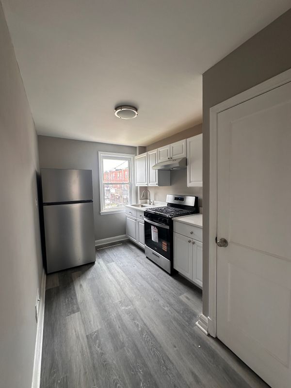 Foto del edificio - 3725-FLOOR-3725-FLOO2 Bonview Ave
