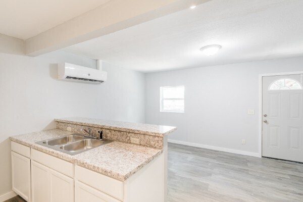 Cocina/Sala de estar - 307 Locust St