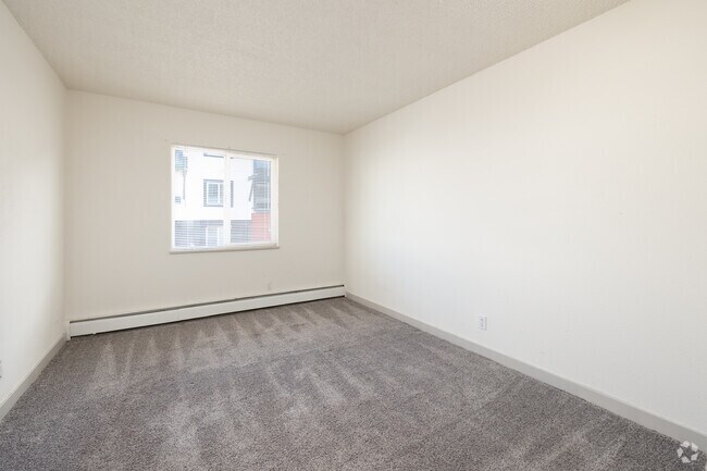 1 habitación, 1 baño - 550 pies cuadrados - Dormitorio - Olympic Square - Gorgeous Renovated Apartm...