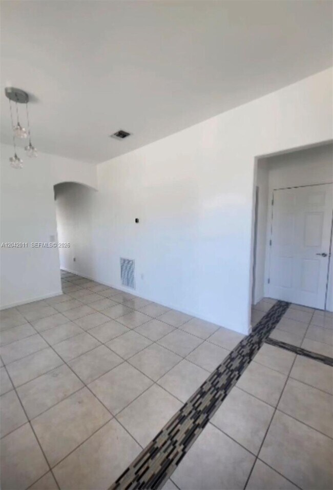 Building Photo - 23752 SW 110th Ave