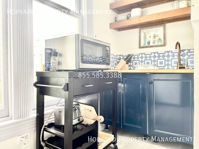 Foto del edificio - 2212 E 27th St