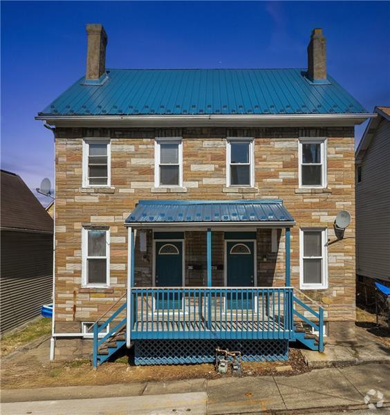 Building Photo - 479 Union St