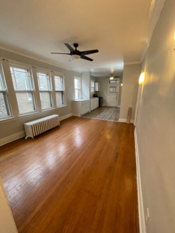Building Photo - 7927 S Eberhart Ave
