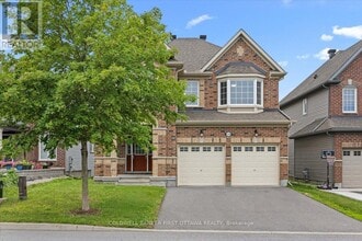Building Photo - 118 Culloden Cres