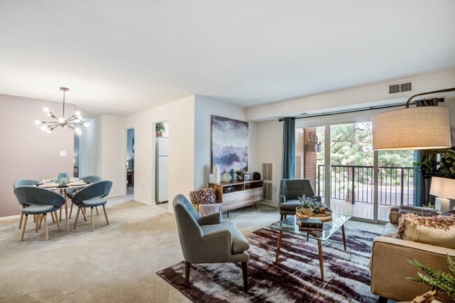 Building Photo - Stoneridge at Mark Center Apartment Homes