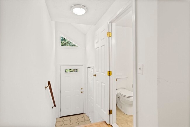 Building Photo - 849 Boston Post Rd E