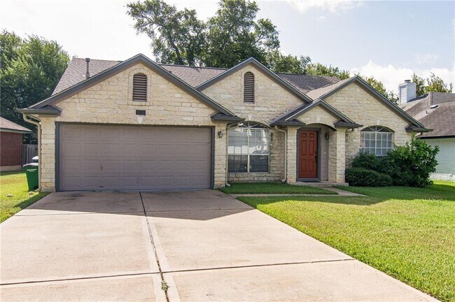 Building Photo - 3111 Silkgrass Bend