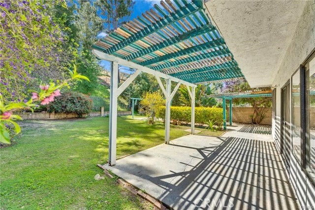 Foto del edificio - 21436 Chirping Sparrow Rd