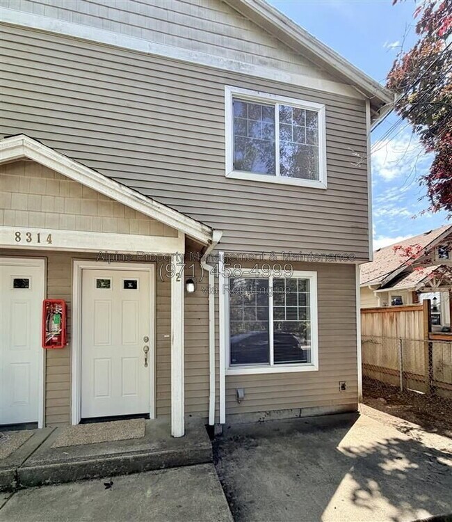 Building Photo - 8314 SE Yamhill St