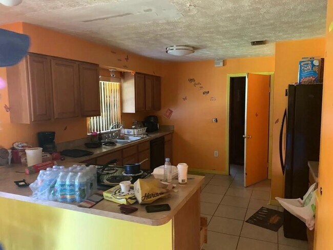 Photo - 709 Ponderosa Dr E House