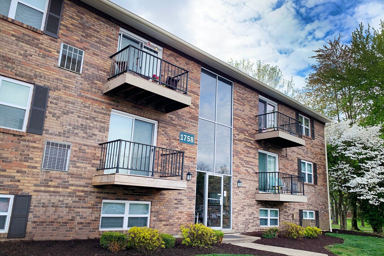 Foto principal - Crown Crossing Apartments
