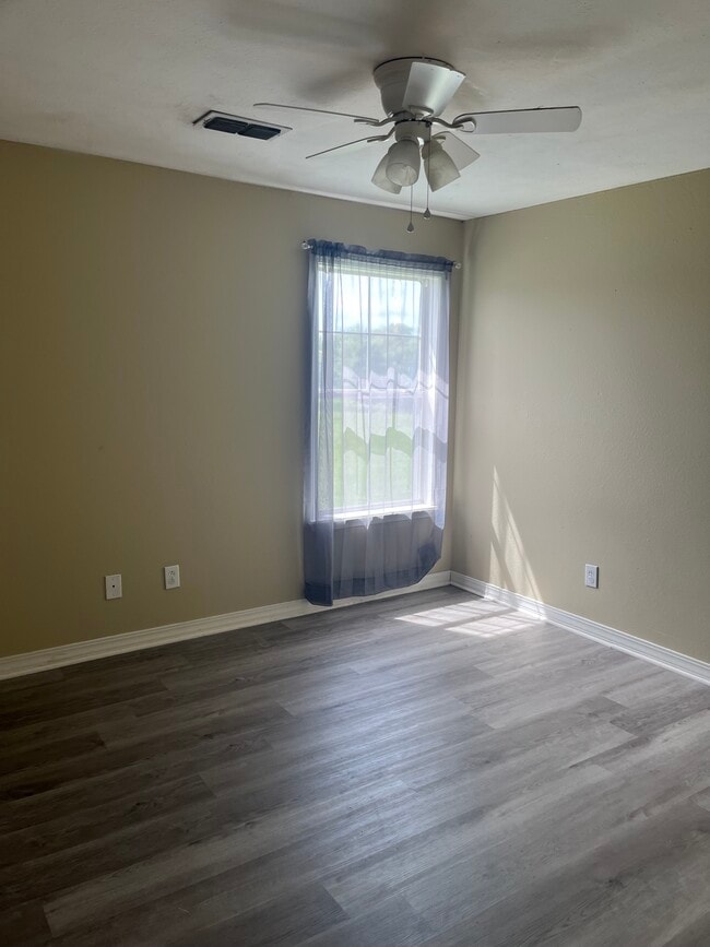 Building Photo - 603 Kirk Cauldy Dr