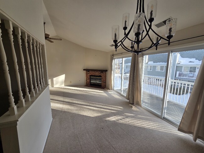 Foto del edificio - 603 Stone Cir Ct