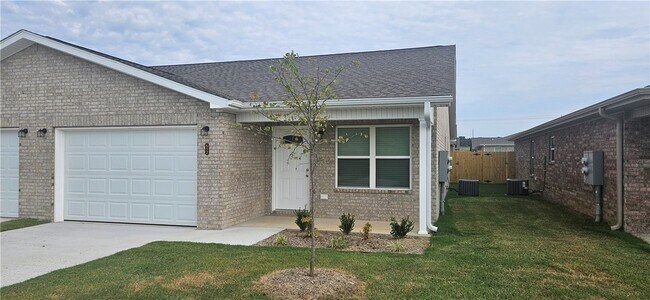 Foto del edificio - 612 NW 68th Ave