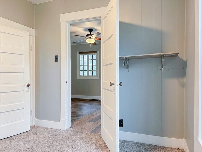 Foto del edificio - 315 Wyoming Ave