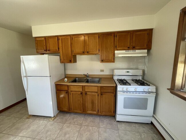 Building Photo - 509 Kungs Way