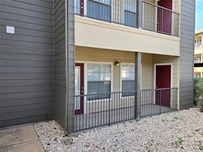 Building Photo - 2320 Gracy Farms Ln