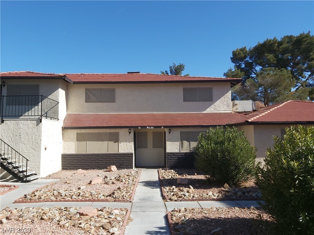 5282 S Maryland Pkwy, Las Vegas, NV 89119 Townhome Rentals in Las