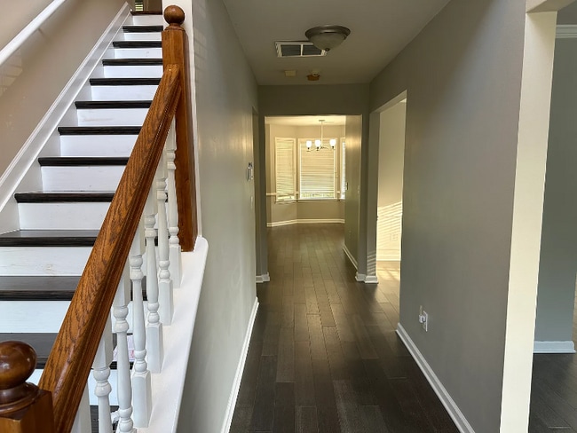 Foto del edificio - 5634 Mahogany Ct NW