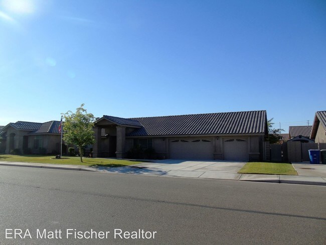 Foto del edificio - 4 br, 3 bath House - 6257 E 47th St