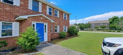 Building Photo - 3813 Symi Cir