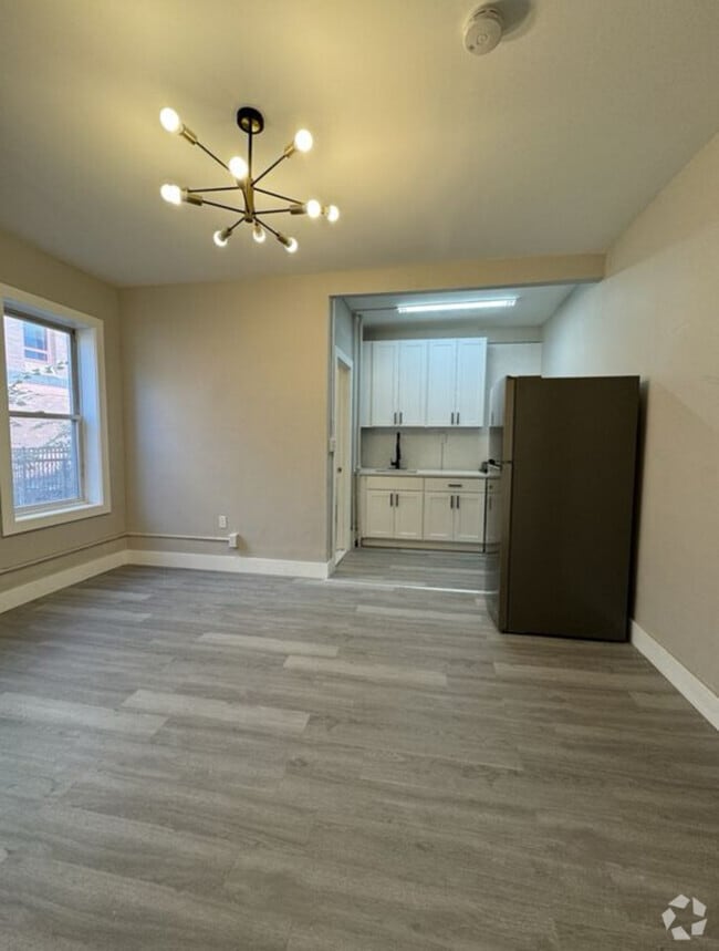 Building Photo - 104 Belmont Ave