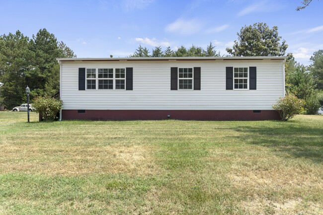 Building Photo - 2519 Edgewood Dr