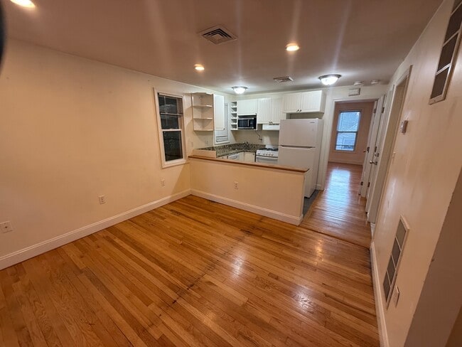 Building Photo - 12 Cheever Ct