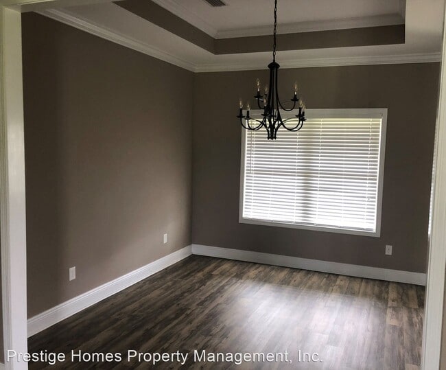 Building Photo - 3 br, 2.5 bath House - 2760 Trawick Road