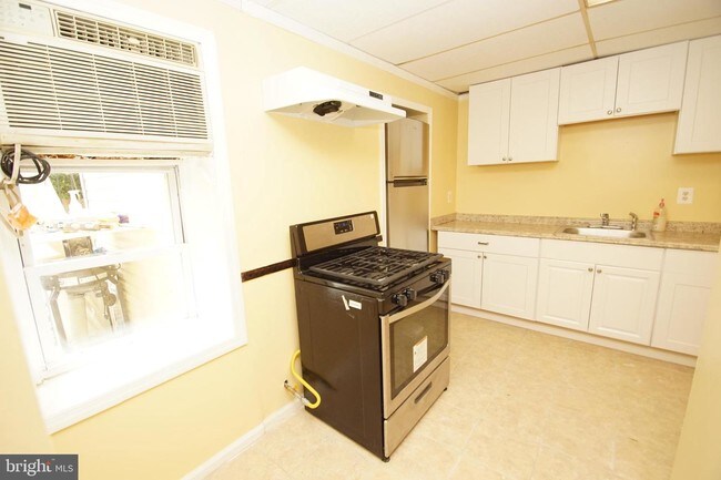 Foto del edificio - 6925 Harford Rd