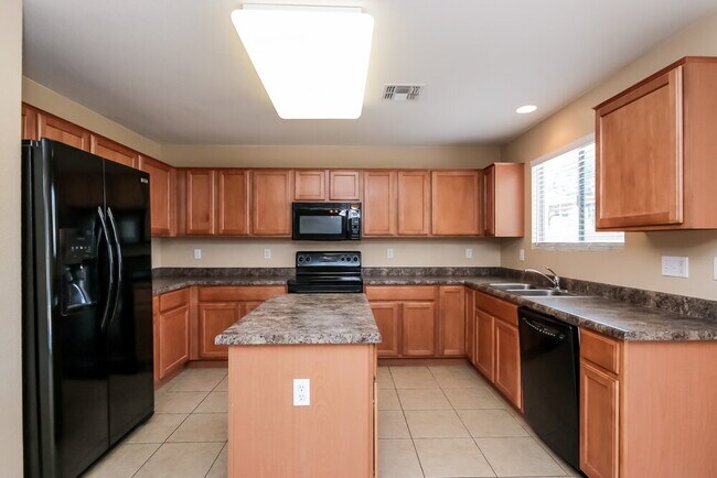 Building Photo - 11298 W Combine Dr