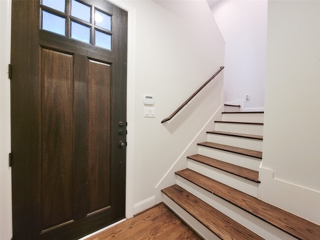 Building Photo - 12 Hermann Park Ct