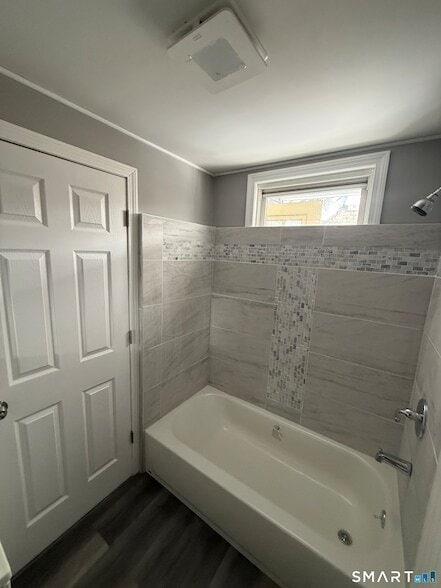 Building Photo - 500 Carroll Ave