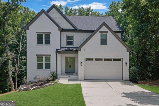 Foto del edificio - 6181 Shoreland Cir