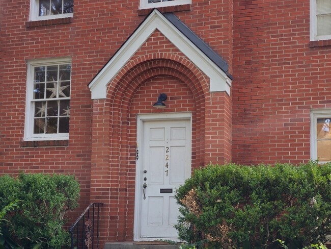 Foto del edificio - 2247 South Blvd