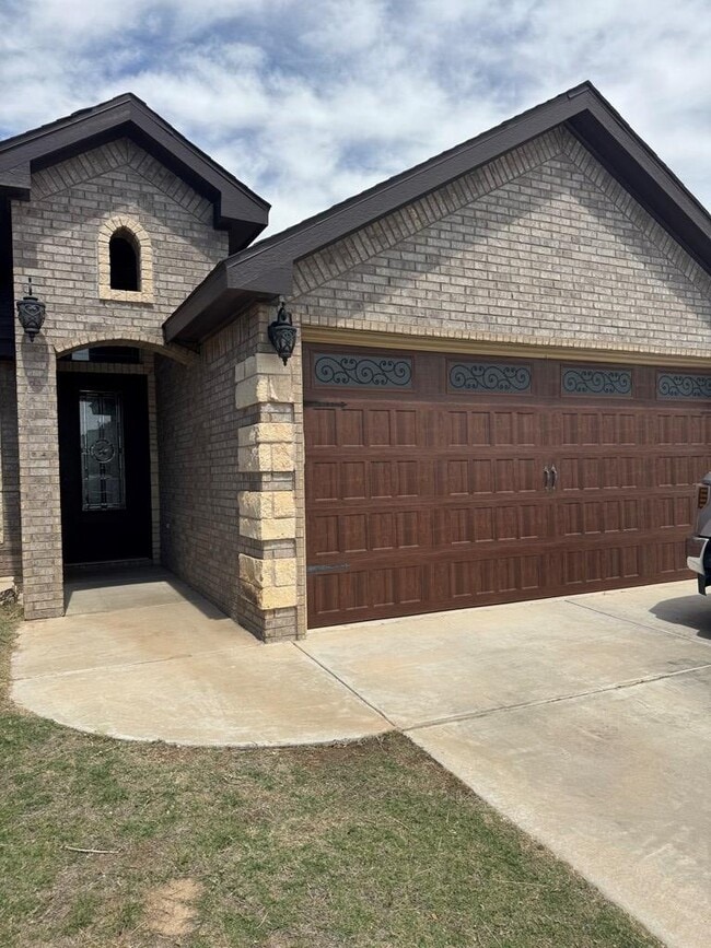 Building Photo - 3404 Bastrop Ave