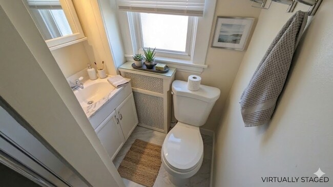 Building Photo - 3943 Glenmore Ave