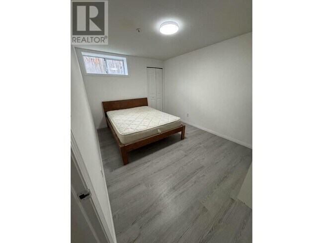 Photo du bâtiment - 2539 W 22nd Ave