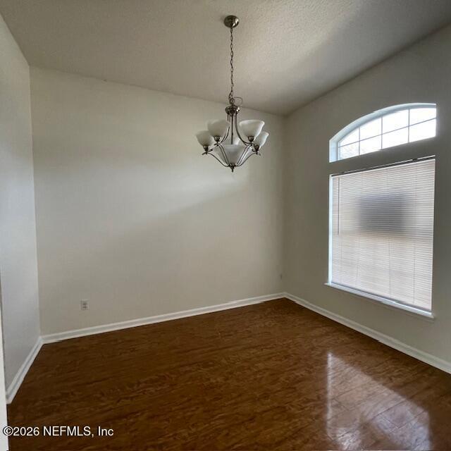 Building Photo - 594 Independence Dr