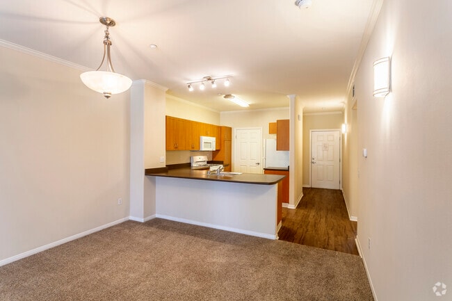 2 BR, 2 BA - 1182 SF - Mission Hills Commons