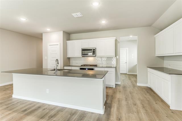 Building Photo - 5211 Bellhurst Dr