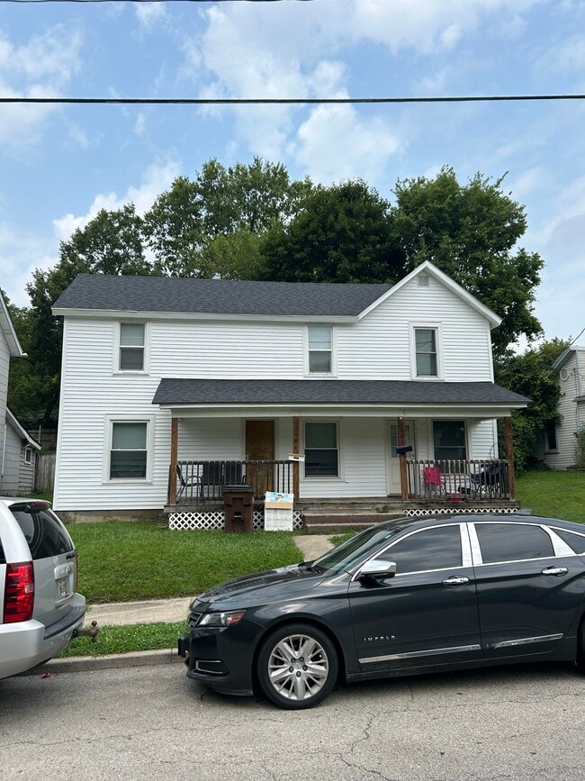 Building Photo - 2484 Lagonda Ave
